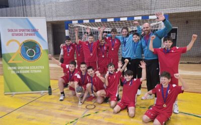 Rukometaši OŠ Finida drugi na županijskom natjecanju