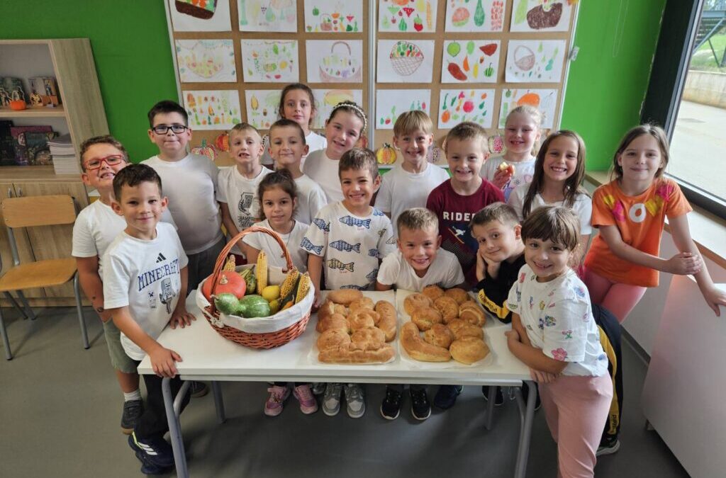 Mali pekari obilježili Dane kruha i plodova zemlje